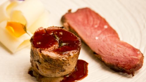 Carnival Horizon Dining